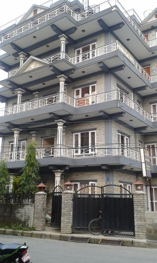 Pokhara Palace Hotel Exterior foto